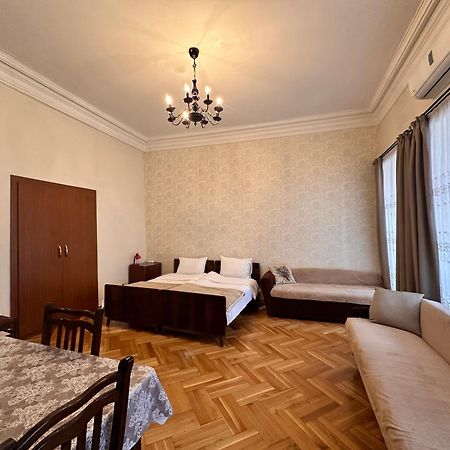 Apartment Dadiani 26 Tbilisi Exterior foto