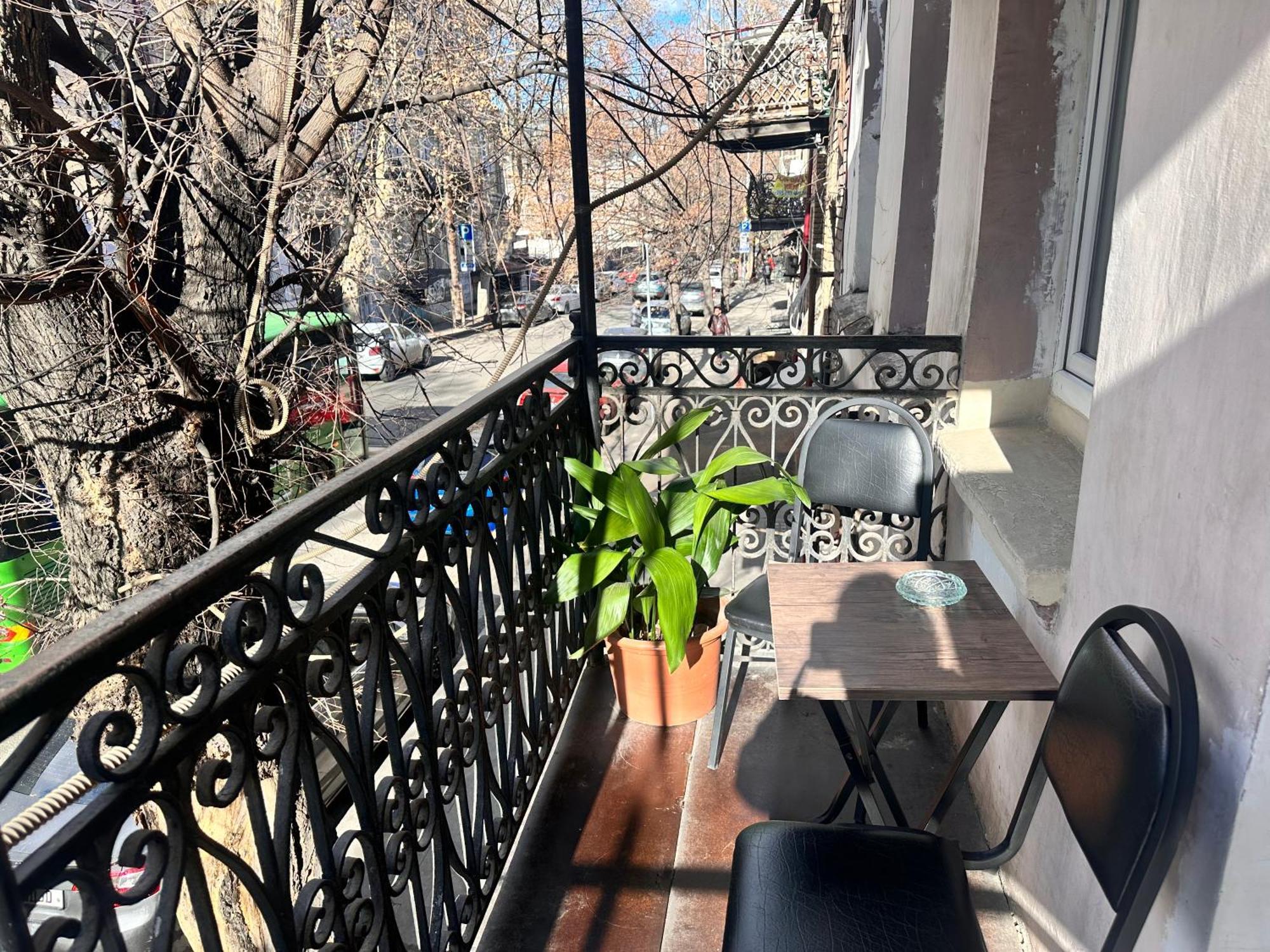 Apartment Dadiani 26 Tbilisi Exterior foto